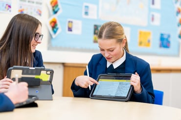 Pupil using Showbie on iPad